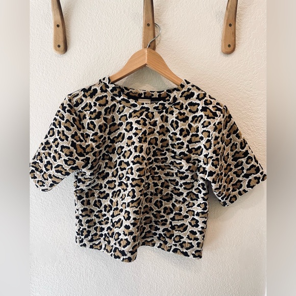 NWT Anthropologie Maeve Animal Print Knit Boxy Tee Size XS - Picture 2 of 3